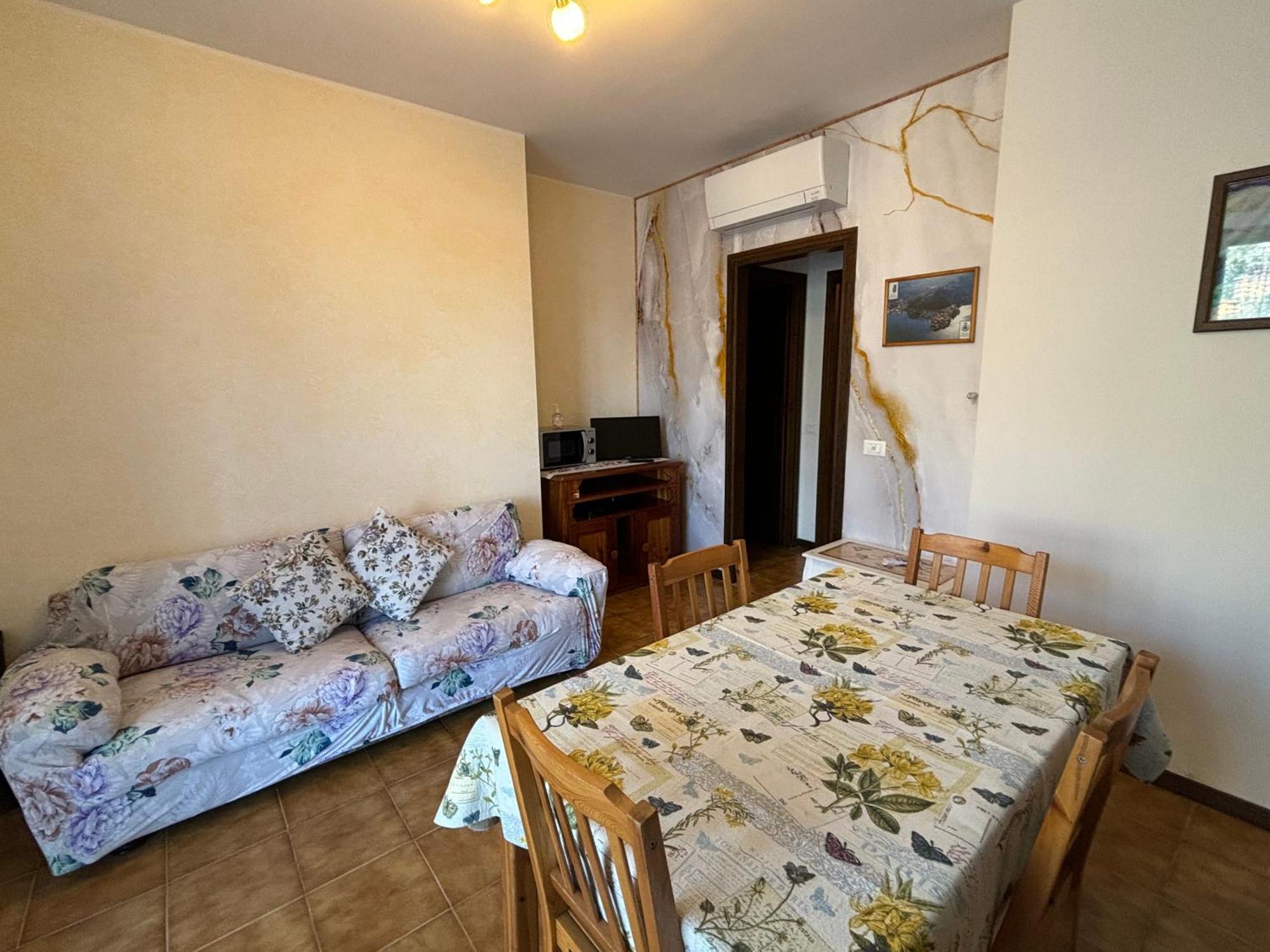 Hotel Diffuso Il Portichetto Vezio Perledo Kültér fotó