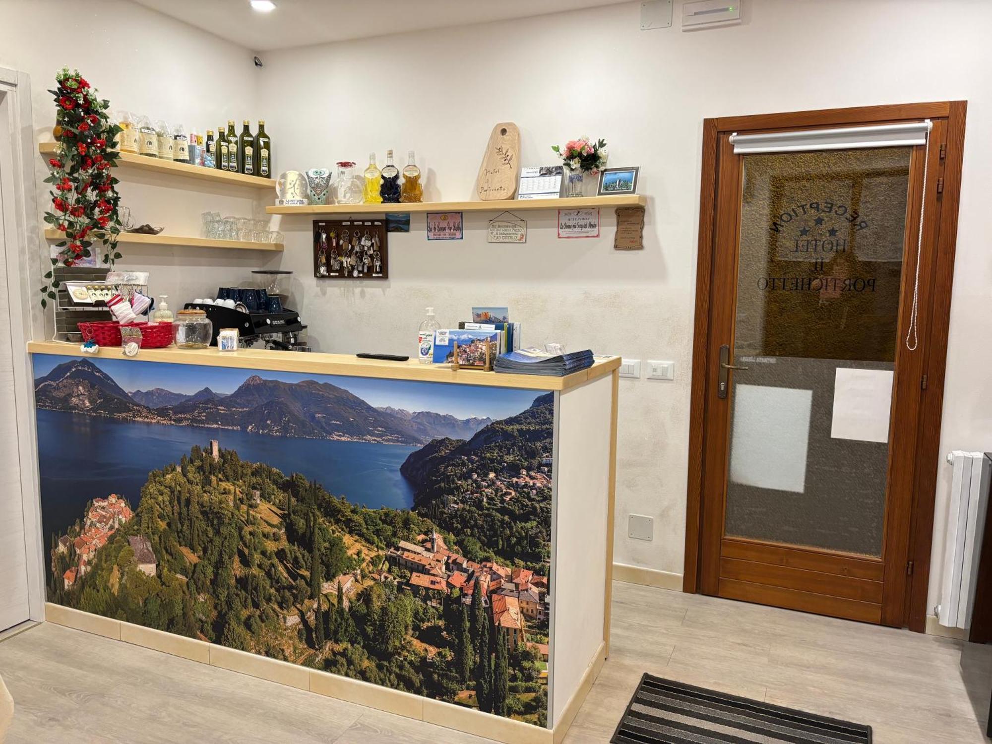Hotel Diffuso Il Portichetto Vezio Perledo Kültér fotó